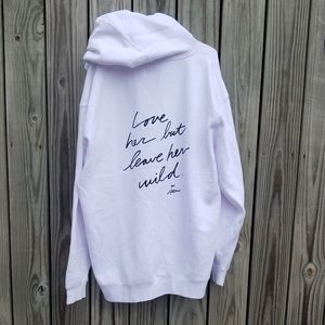 Atticus Graphic XL White Hoodie Find Your Wild